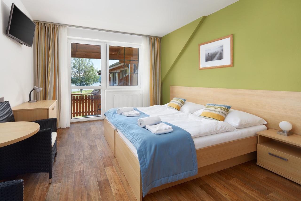 Jbx Resort Hotel Albatros Predni Vyton Luaran gambar